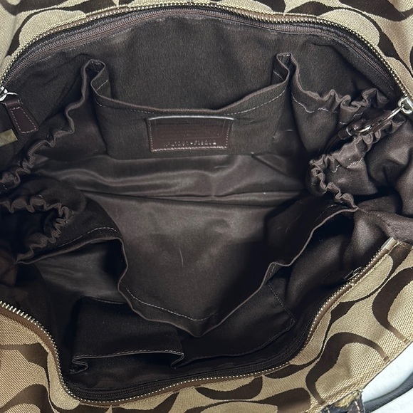 Coach Brown Tote Bag with Signature Design - Picture 13 of 16